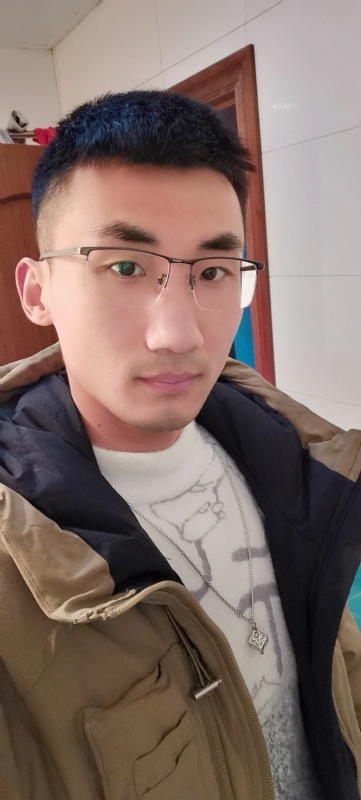 闯红灯吐泡泡的第一张照片--新沂中老年相亲网